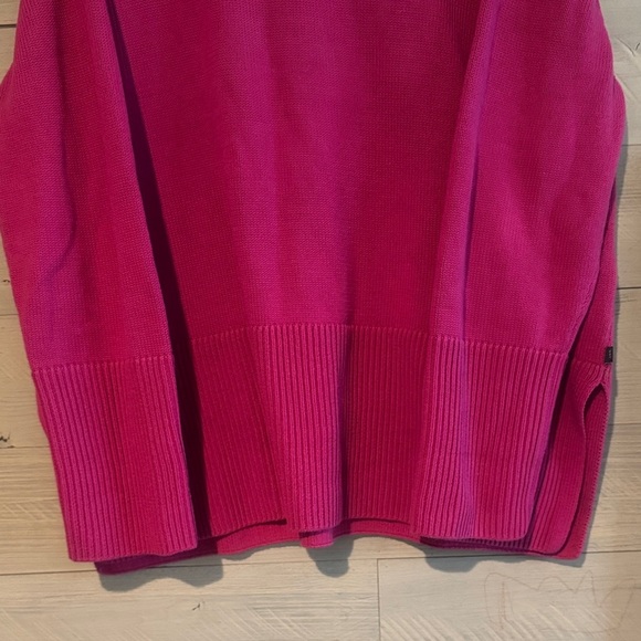 GAP Fuchsia Turtleneck Sweater - Picture 4 of 12